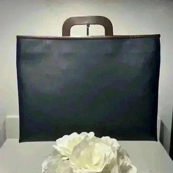 NWOT!  Decarhe Satchel/Tote/Bag Vinyl with Leather Trim Black/Brown - Picture 4 of 10